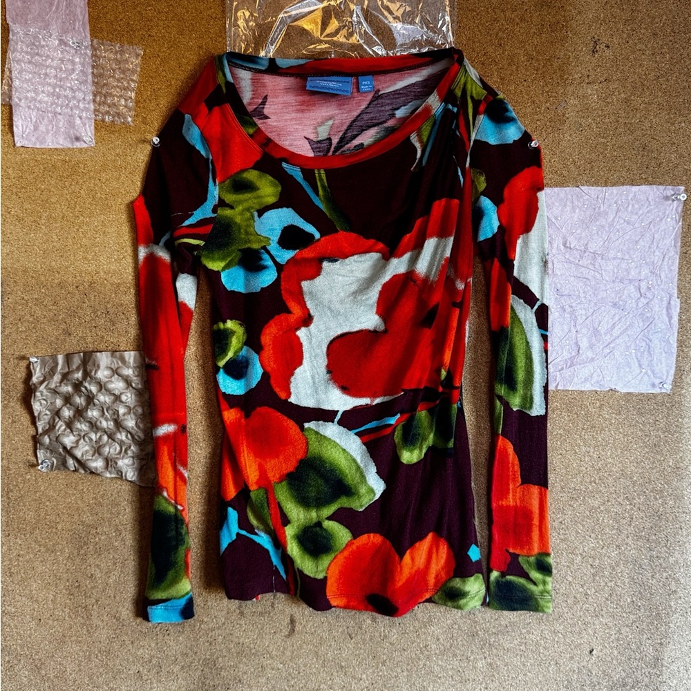 Vera Wang Multicolor Floral Long Sleeve Top